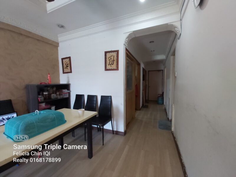 Eden Height Condominium For Sale Corner Unit