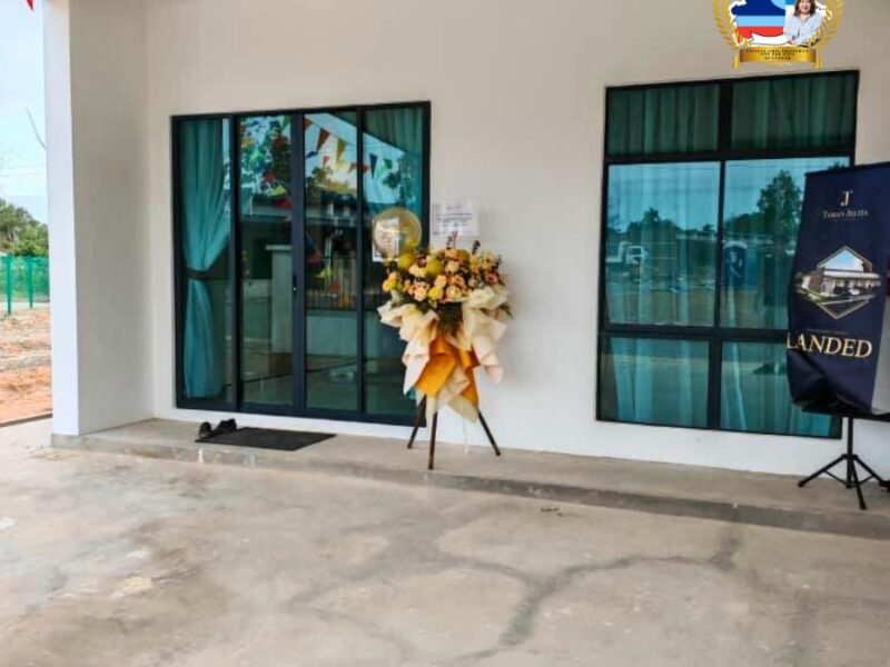 π‘ TAMAN JELITA BERINGGIS KINARUT TOWNHOUSE