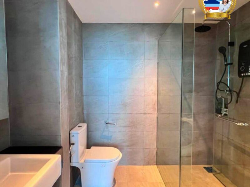 🏢 𝙌 𝙎𝙪𝙞𝙩𝙚 – Prime Living in Kota Kinabalu 🏙