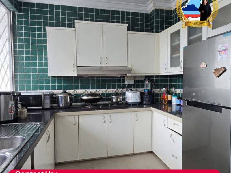 Taman Resevoir | 3 Storeys Terrace House