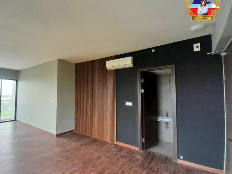 Triple-Key Corner Unit @ K Avenue