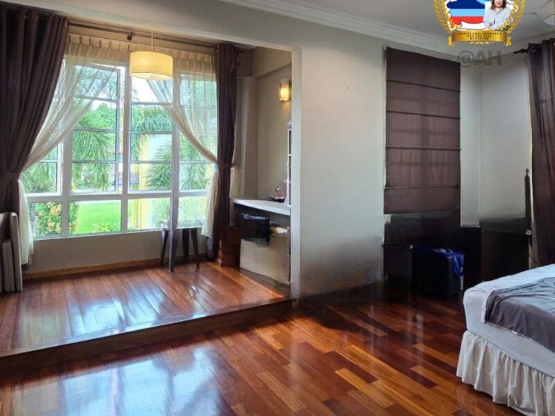 Inanam Kiansom Height Bungalow