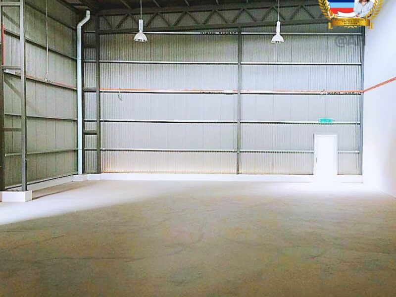 Semi-Detached Warehouse @ Frontage KKIP