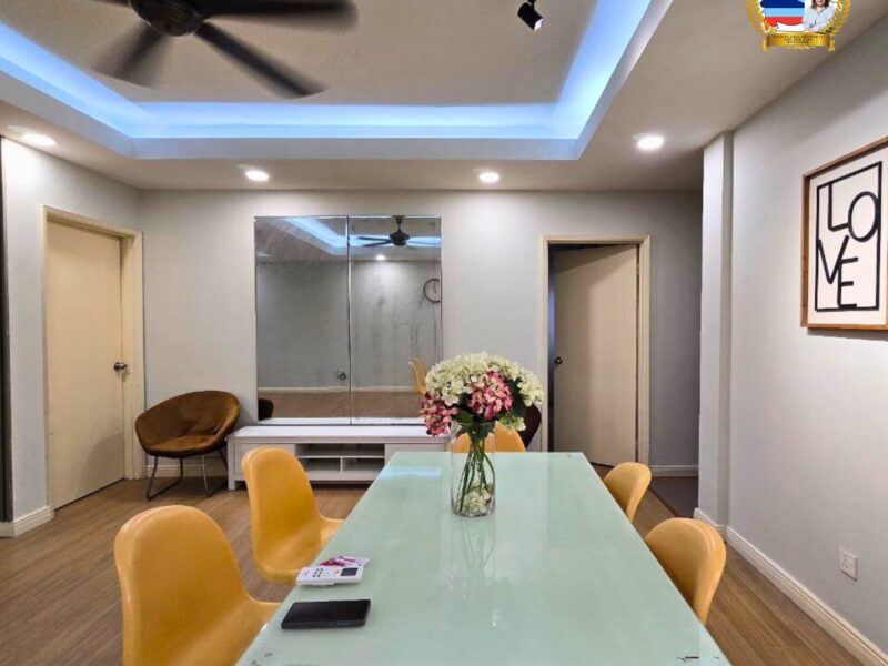 FOR SALE – THE COLONNADES CONDOMINIUM