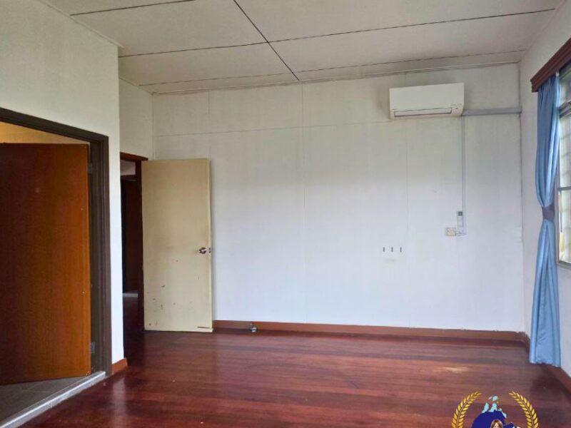 For Rent | Traditional Bungalow in Lorong Kenawai 2