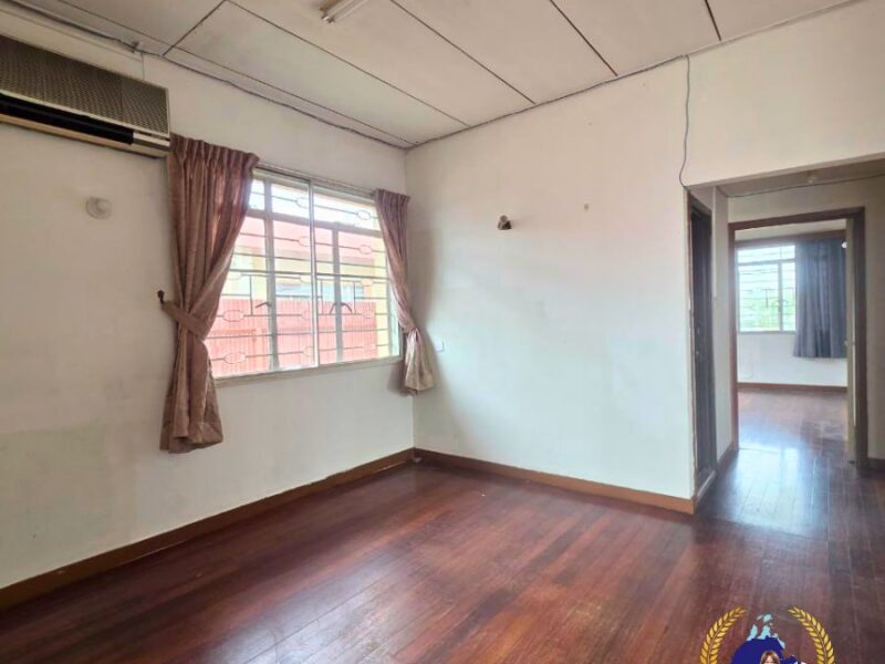For Rent | Traditional Bungalow in Lorong Kenawai 2
