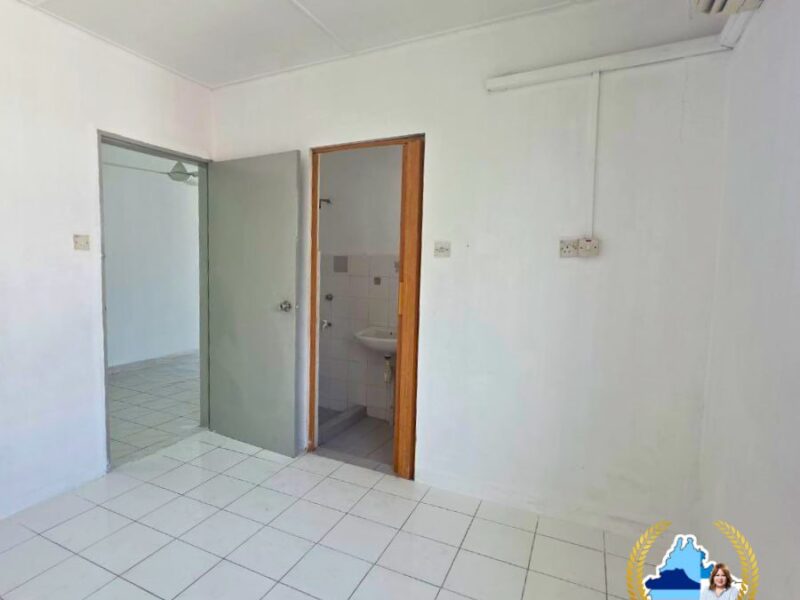 FOR SALE | City Apartment Inanam