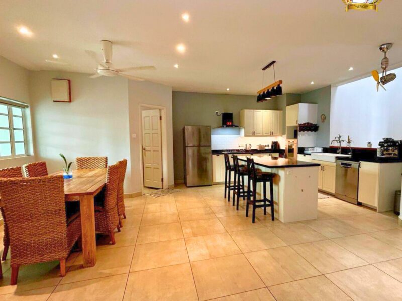 FOR SALE | Signal Hill Tower Duplex