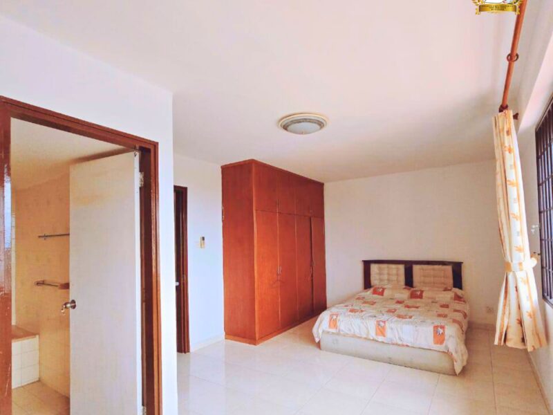 Waikiki Condominium @ Tanjung Aru