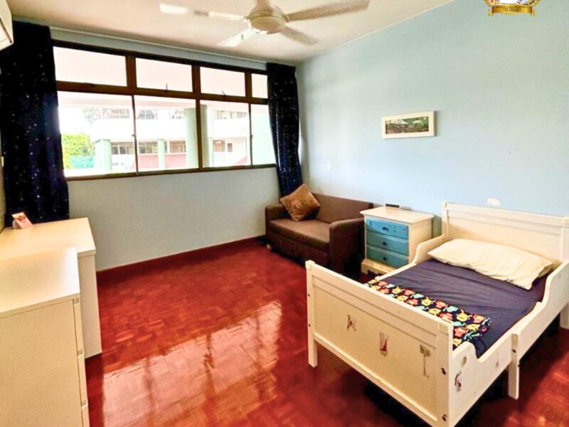 SIGNAL HILL TOWER DUPLEX